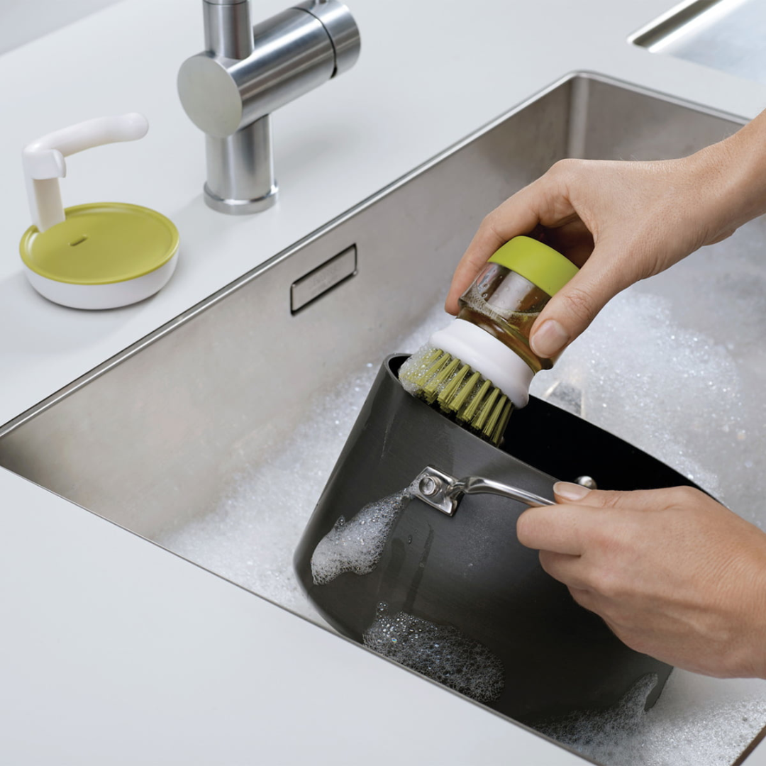 PanScrub - Afwasborstel met afwasmiddeldispenser